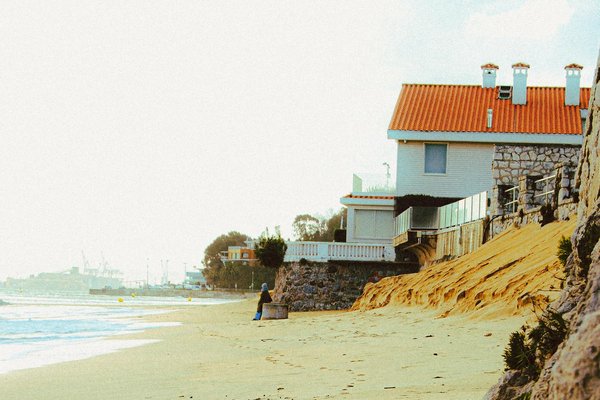 Quels sont les meilleurs conseils pour une randonnée dans les montagnes des Vosges, France : équipements et sentiers ?